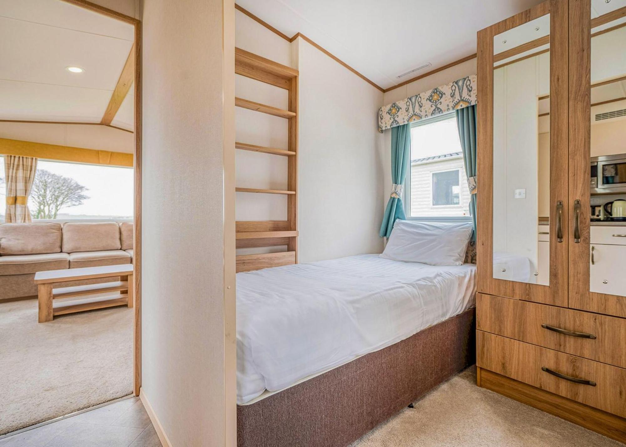 Meadow Lakes Holiday Park St Austell Zimmer foto